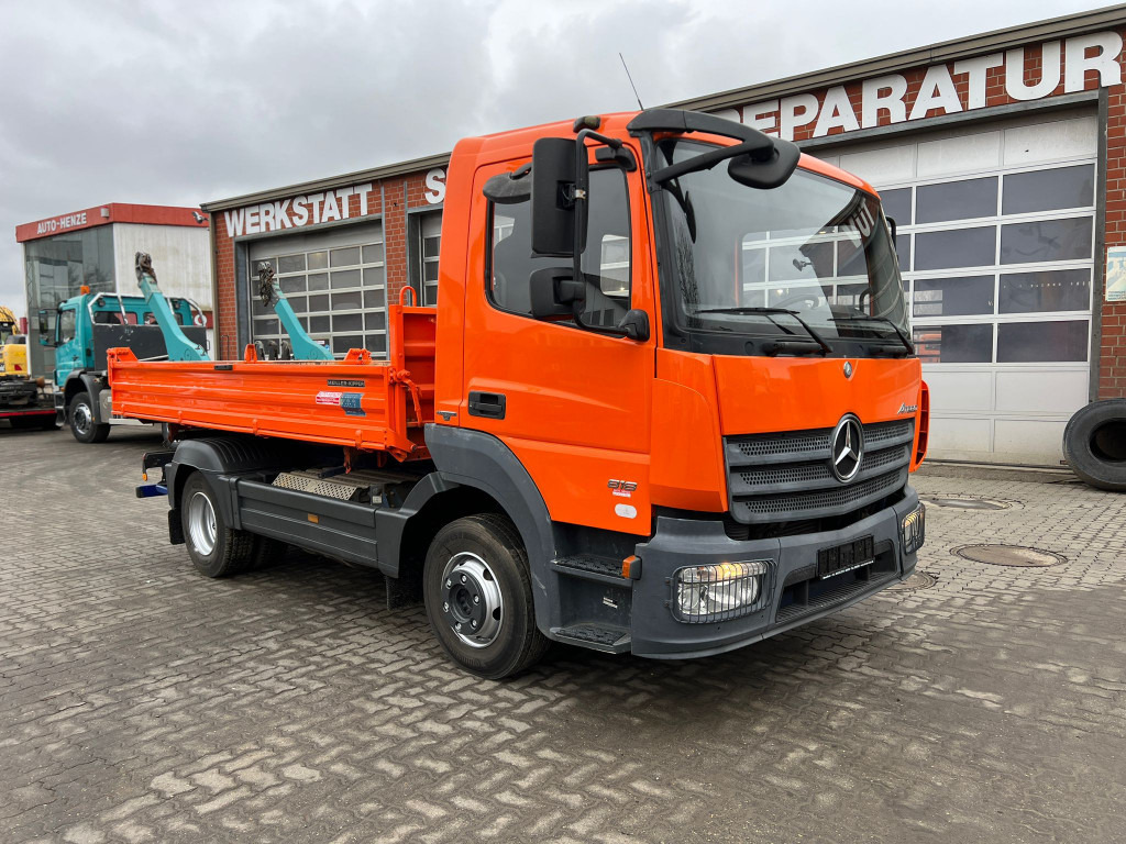 MERCEDES-BENZ Atego 818 K 2-Achs Kipper Schalter - כלי רכב מסחרי מזהיר: תמונה 2 MERCEDES-BENZ Atego 818 K 2-Achs Kipper Schalter - כלי רכב מסחרי מזהיר: תמונה 2