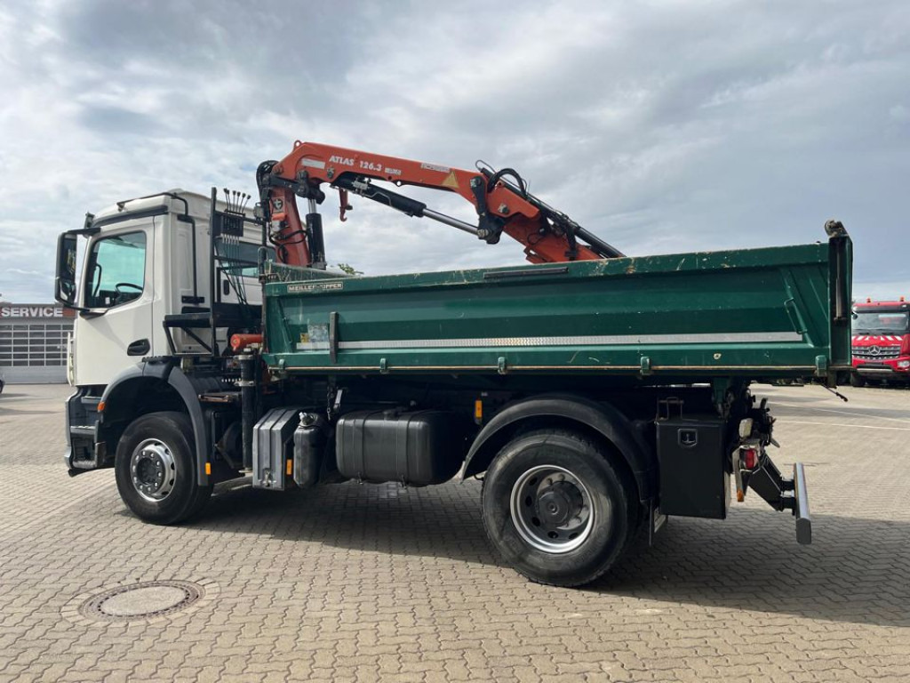 MERCEDES-BENZ Mercedes-Benz Arocs 2-Achs Kipper Kran 1835 K Atlas 126.3 - מזהיר, משאית מנוף: תמונה 3 MERCEDES-BENZ Mercedes-Benz Arocs 2-Achs Kipper Kran 1835 K Atlas 126.3 - מזהיר, משאית מנוף: תמונה 3