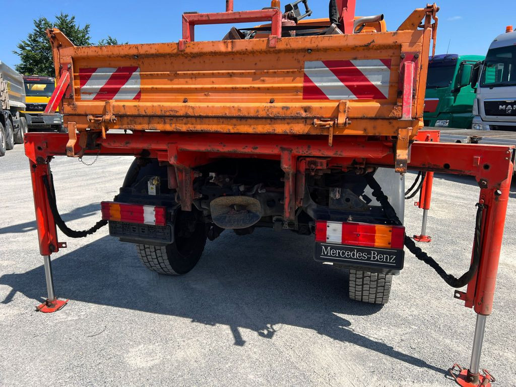 MERCEDES-BENZ Unimog U20 2-Achs Allradkipper Kran Palfinger Kran - מזהיר, משאית מנוף: תמונה 3 MERCEDES-BENZ Unimog U20 2-Achs Allradkipper Kran Palfinger Kran - מזהיר, משאית מנוף: תמונה 3