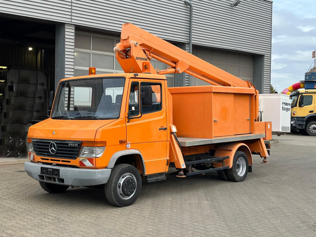 MERCEDES-BENZ Vario 612 D Hubarbeitsbühne Arbeitshöhe 18m - פלטפורמה אווירית מותקנת על משאית: תמונה 1 MERCEDES-BENZ Vario 612 D Hubarbeitsbühne Arbeitshöhe 18m - פלטפורמה אווירית מותקנת על משאית: תמונה 1