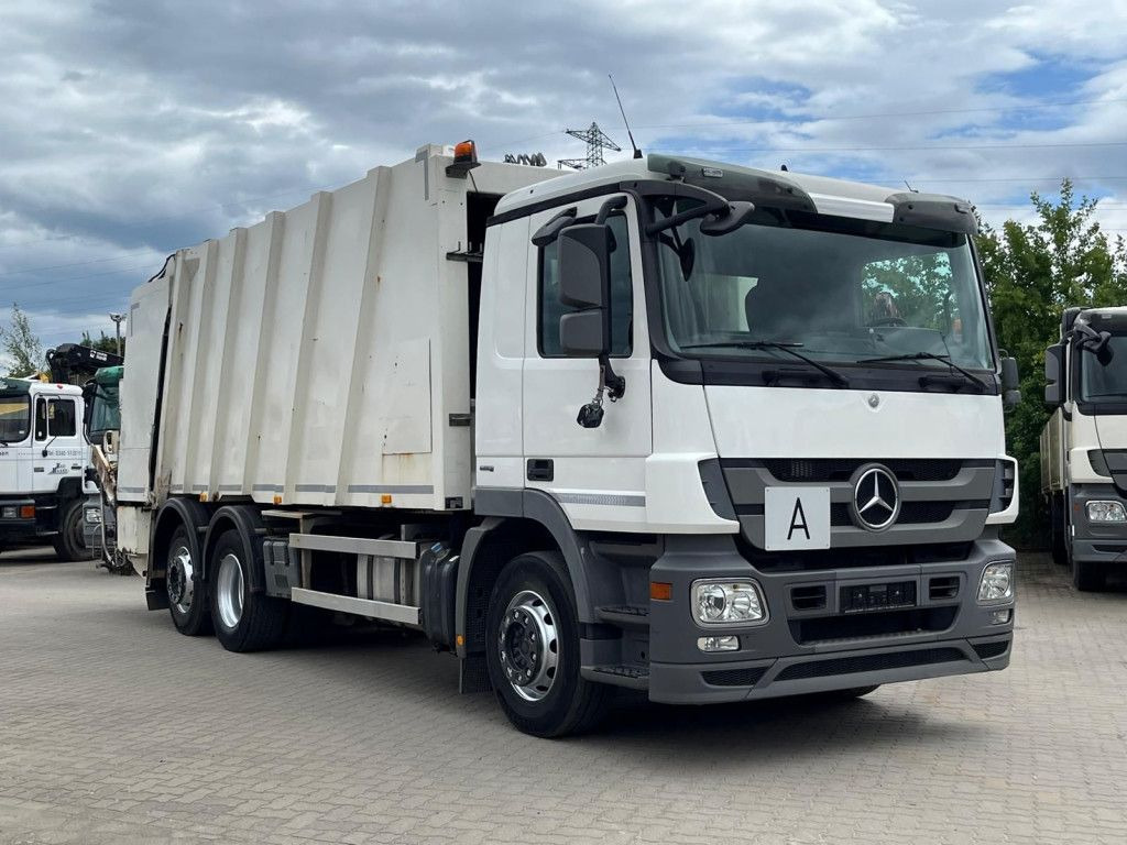 Mercedes-Benz Actros 2532 L 6x2 Müllwagen Faun Powerpress 25m³ - משאית אשפה: תמונה 2 Mercedes-Benz Actros 2532 L 6x2 Müllwagen Faun Powerpress 25m³ - משאית אשפה: תמונה 2