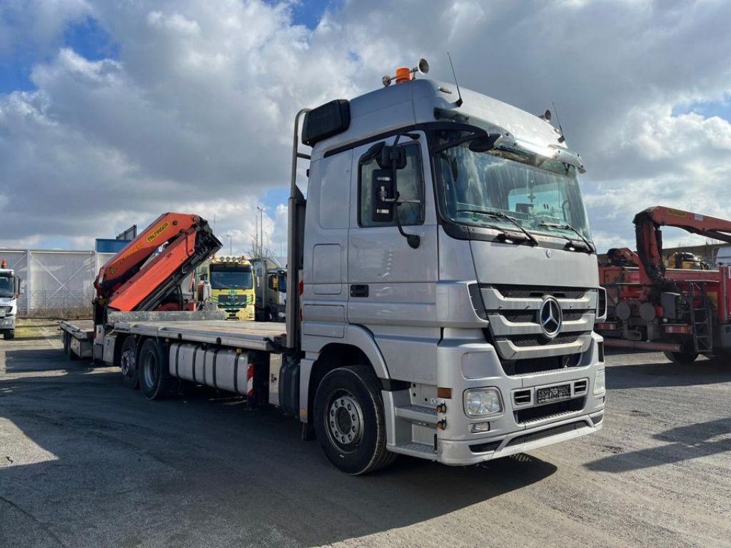 Mercedes-Benz Actros 2541 Pritsche Heckkran Palfinger PK 40002 - משאית צד נופל/ שטוחה, משאית מנוף: תמונה 2 Mercedes-Benz Actros 2541 Pritsche Heckkran Palfinger PK 40002 - משאית צד נופל/ שטוחה, משאית מנוף: תמונה 2