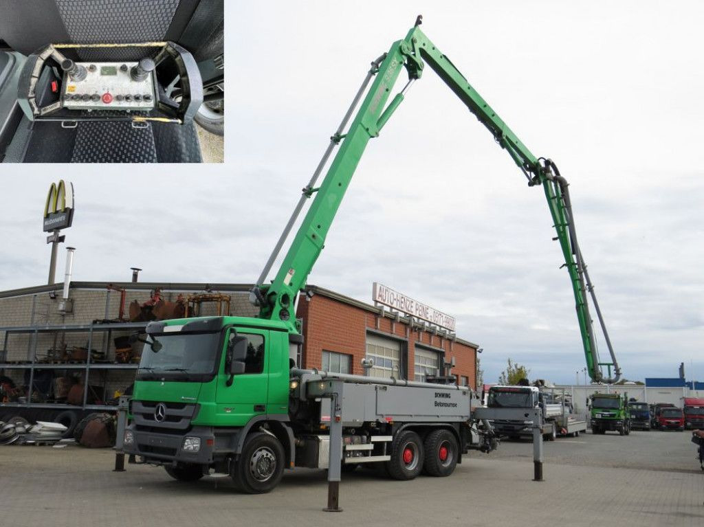 Mercedes-Benz Actros 2641 6x4 Betonpumpe Schwing S 36 X nur 2 - משאית משאבת בטון: תמונה 1 Mercedes-Benz Actros 2641 6x4 Betonpumpe Schwing S 36 X nur 2 - משאית משאבת בטון: תמונה 1