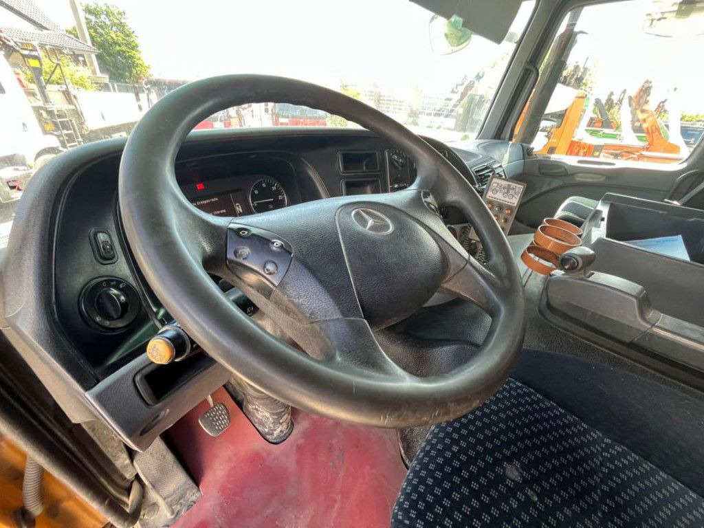 Mercedes-Benz Actros 3241 B 8x4 Betonmischer Liebherr, Deutsc - משאית הרמת וו: תמונה 5 Mercedes-Benz Actros 3241 B 8x4 Betonmischer Liebherr, Deutsc - משאית הרמת וו: תמונה 5