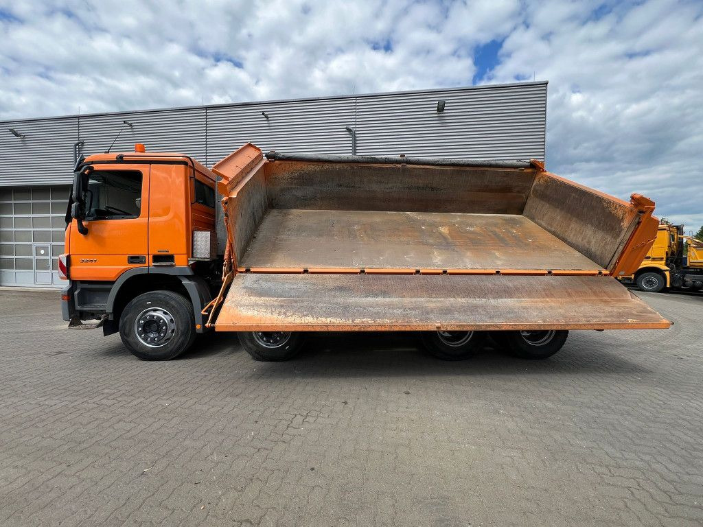 Mercedes-Benz Actros 3241 K 8x4 4-Achs Kipper Meiller Deutsch - מזהיר: תמונה 5 Mercedes-Benz Actros 3241 K 8x4 4-Achs Kipper Meiller Deutsch - מזהיר: תמונה 5