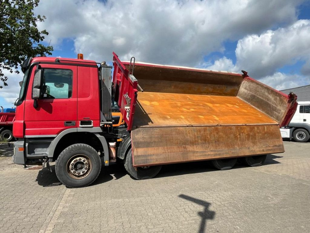 Mercedes-Benz Actros 4141 K 8x4 4-Achs Kipper Bordmatik Meille - מזהיר: תמונה 3 Mercedes-Benz Actros 4141 K 8x4 4-Achs Kipper Bordmatik Meille - מזהיר: תמונה 3