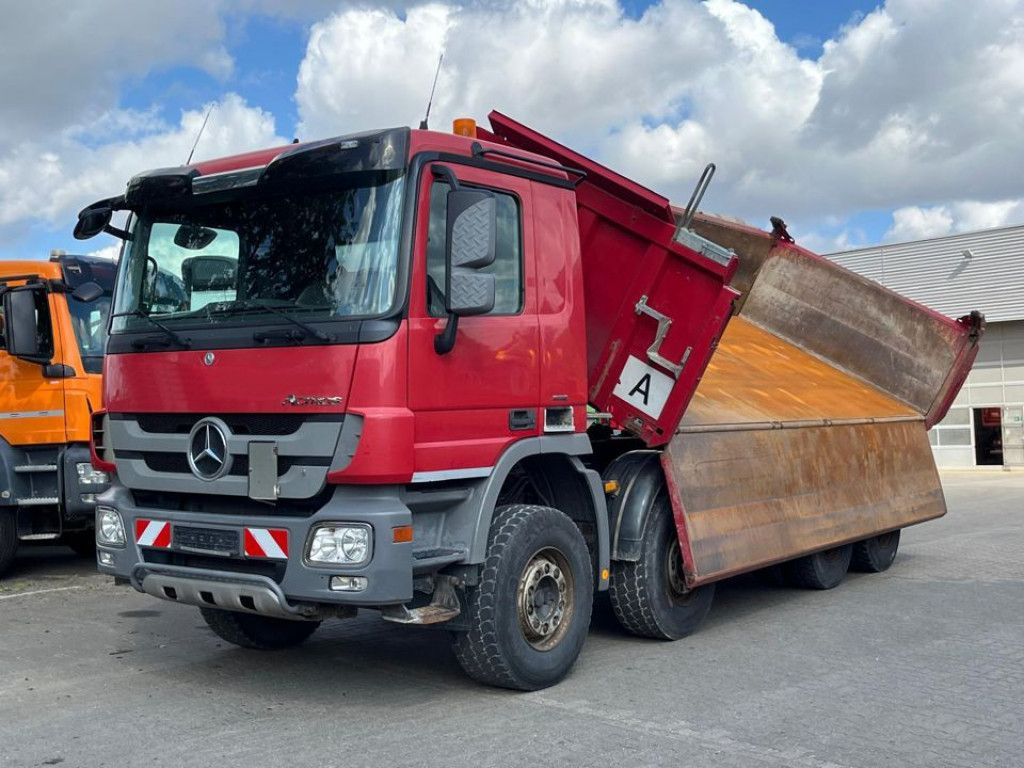 Mercedes-Benz Actros 4141 K 8x4 4-Achs Kipper Bordmatik Meille - מזהיר: תמונה 1 Mercedes-Benz Actros 4141 K 8x4 4-Achs Kipper Bordmatik Meille - מזהיר: תמונה 1