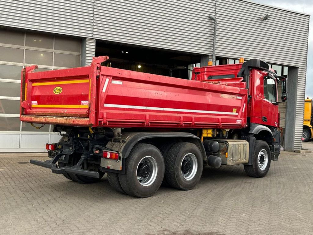 Mercedes-Benz Arocs 2648 6x4 3-Achs Kipper Bordmatik - מזהיר: תמונה 5 Mercedes-Benz Arocs 2648 6x4 3-Achs Kipper Bordmatik - מזהיר: תמונה 5