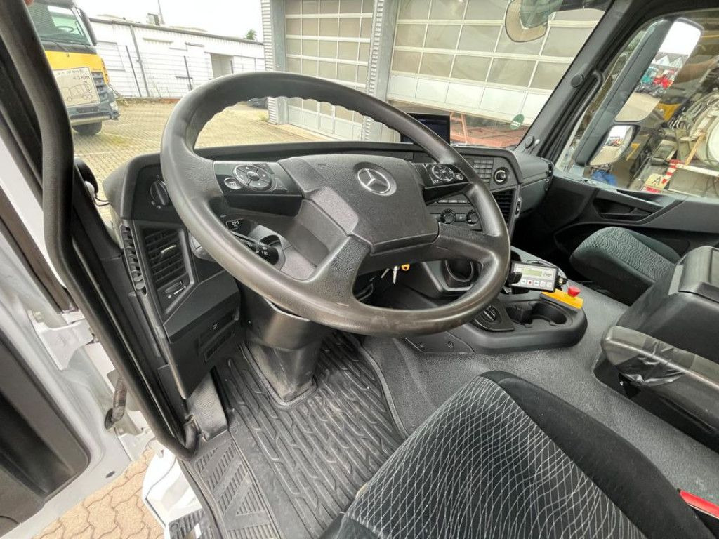 Mercedes-Benz Arocs 3240 B 8x4 Betonmischer Deutsch Top Stette - משאית מערבלת בטון: תמונה 5 Mercedes-Benz Arocs 3240 B 8x4 Betonmischer Deutsch Top Stette - משאית מערבלת בטון: תמונה 5