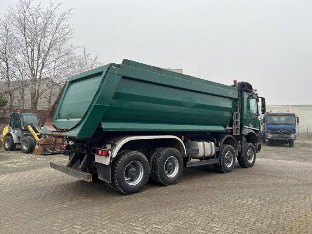 Mercedes-Benz Arocs 4145 8x8 4 Achs Muldenkipper Meiller - מזהיר: תמונה 5 Mercedes-Benz Arocs 4145 8x8 4 Achs Muldenkipper Meiller - מזהיר: תמונה 5