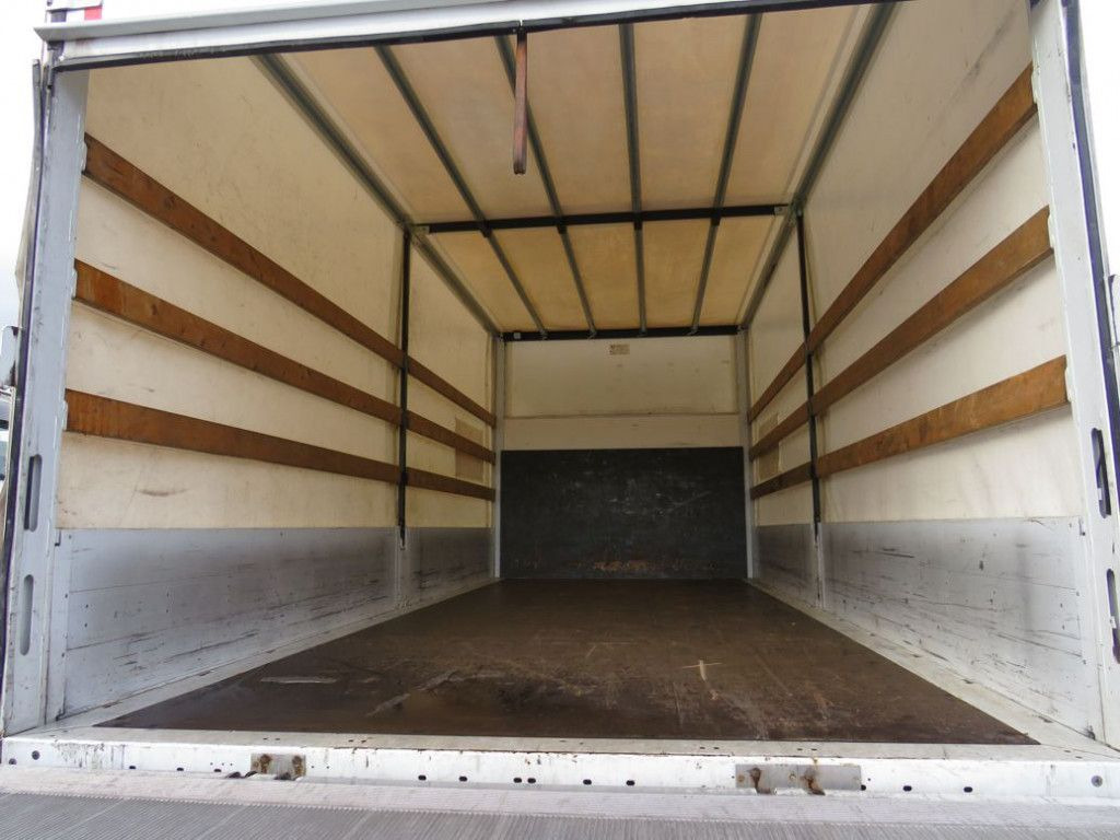 Mercedes-Benz Atego 818 L Pritsche LBW LBW 1 to AHK+Luftans - כלי רכב מסחרי עם וילונות צד: תמונה 4 Mercedes-Benz Atego 818 L Pritsche LBW LBW 1 to AHK+Luftans - כלי רכב מסחרי עם וילונות צד: תמונה 4
