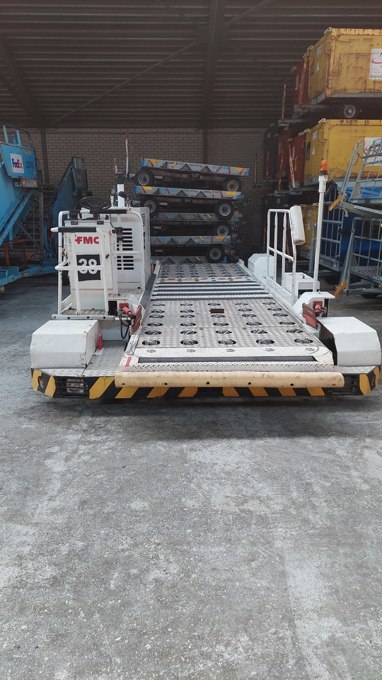 CLT-8 FMC Speedloader - מעמיס מטען למטוסים: תמונה 2 CLT-8 FMC Speedloader - מעמיס מטען למטוסים: תמונה 2