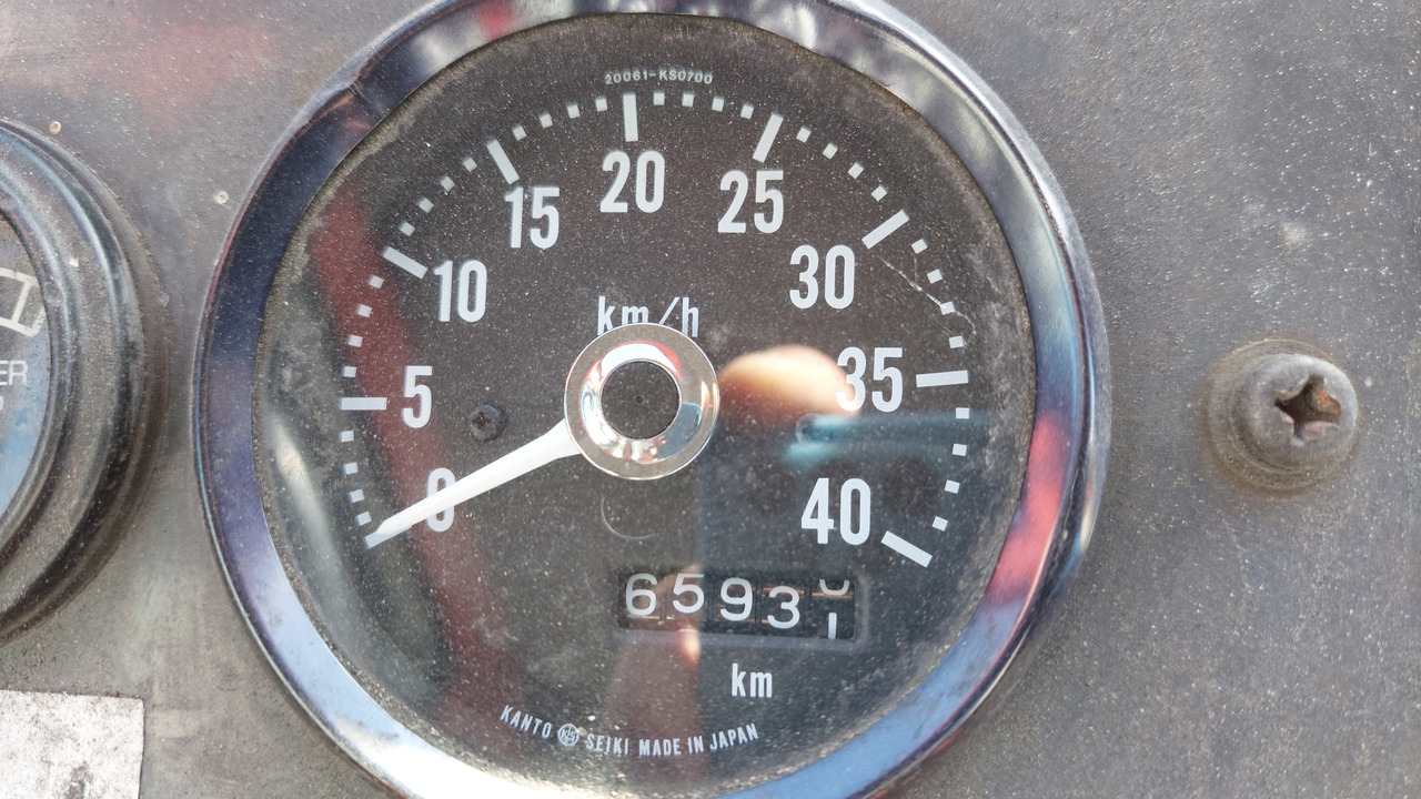 FV-02 Tractor Nissan - טרקטור כבודה: תמונה 3 FV-02 Tractor Nissan - טרקטור כבודה: תמונה 3