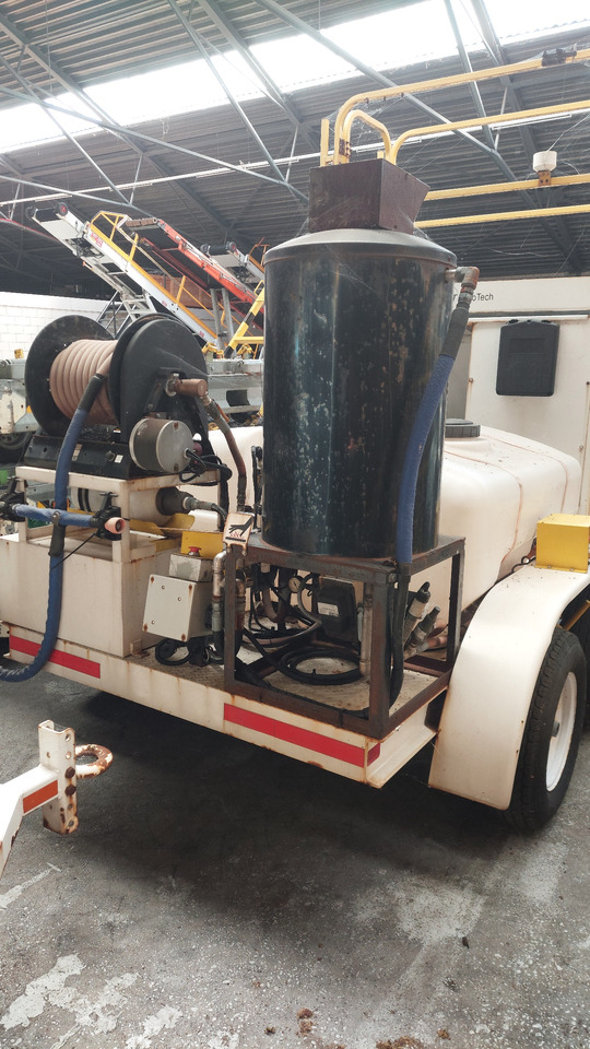 רכב להפשרה של מטוסים JBT GS320 Towable De-icer: תמונה 6 רכב להפשרה של מטוסים JBT GS320 Towable De-icer: תמונה 6