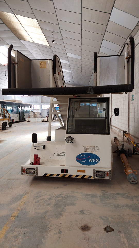 TG-2244 TEMG Passenger stairs - מדרגות נוסעים: תמונה 2 TG-2244 TEMG Passenger stairs - מדרגות נוסעים: תמונה 2