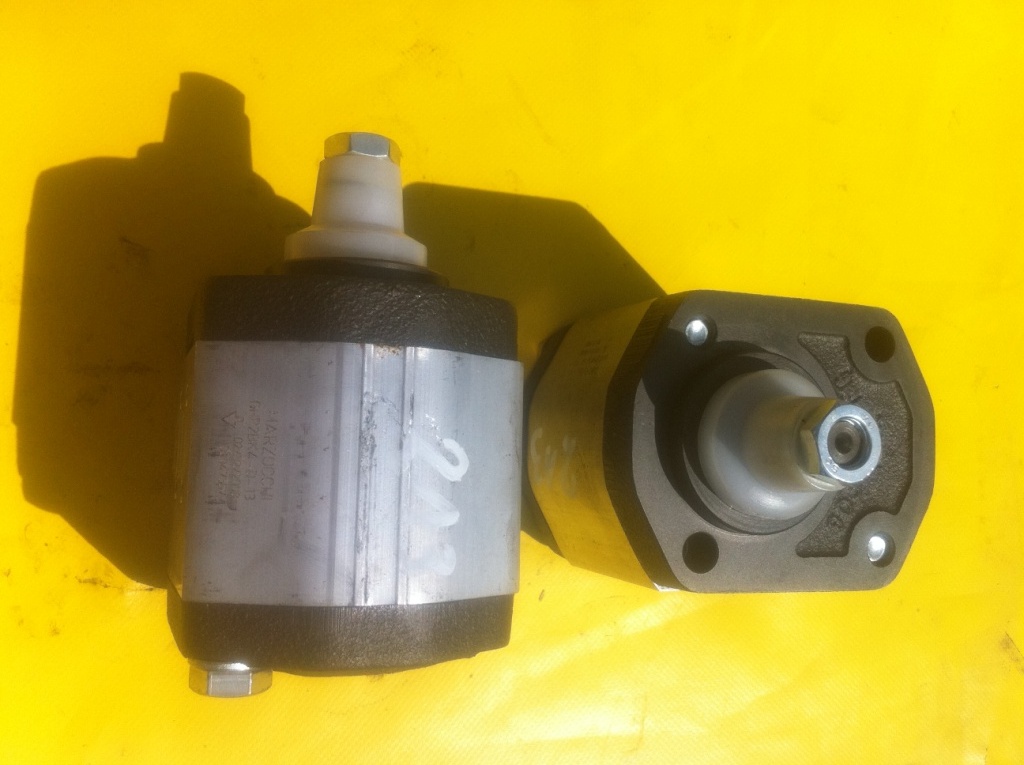 MARZOCCHI GHP2BK4-D-13 - משאבה הידרולית עבור מכונת בנייה: תמונה 1 MARZOCCHI GHP2BK4-D-13 - משאבה הידרולית עבור מכונת בנייה: תמונה 1