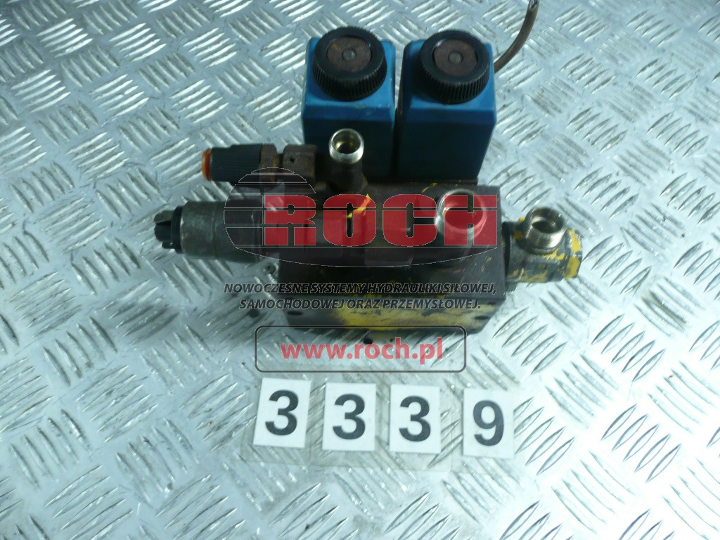 VICKERS - 2 SEKCYJNY + H507848 24VDC 30W - שסתום הידרולי: תמונה 1 VICKERS - 2 SEKCYJNY + H507848 24VDC 30W - שסתום הידרולי: תמונה 1