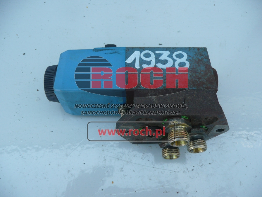 VICKERS DG4V-3-2A-MKUP4D3H760EN94 - 1 SEKCYJNY + H02-313765 D3 24VDC 30W - שסתום הידרולי: תמונה 1 VICKERS DG4V-3-2A-MKUP4D3H760EN94 - 1 SEKCYJNY + H02-313765 D3 24VDC 30W - שסתום הידרולי: תמונה 1