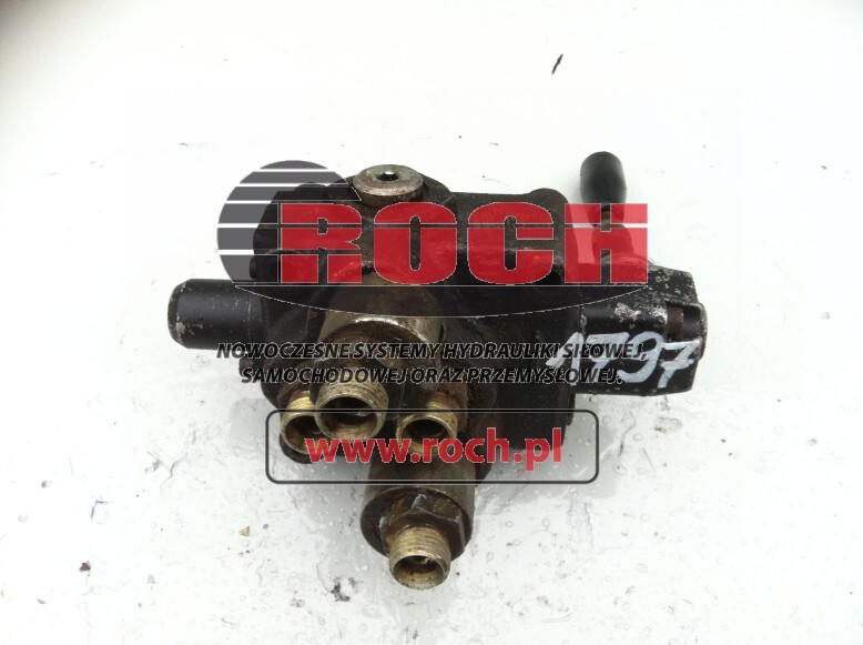 WALVOIL SD5/1-N-711 P8521066 102111077 - 1 SEKCYJNY - שסתום הידרולי עבור מפעיל טלסקופי: תמונה 1 WALVOIL SD5/1-N-711 P8521066 102111077 - 1 SEKCYJNY - שסתום הידרולי עבור מפעיל טלסקופי: תמונה 1