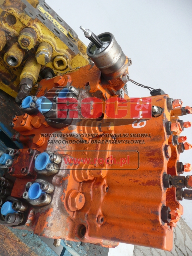 ZEXEL 307842-0230 31109 4221836 - 10 SEKCYJNY - שסתום הידרולי עבור מחפר: תמונה 1 ZEXEL 307842-0230 31109 4221836 - 10 SEKCYJNY - שסתום הידרולי עבור מחפר: תמונה 1