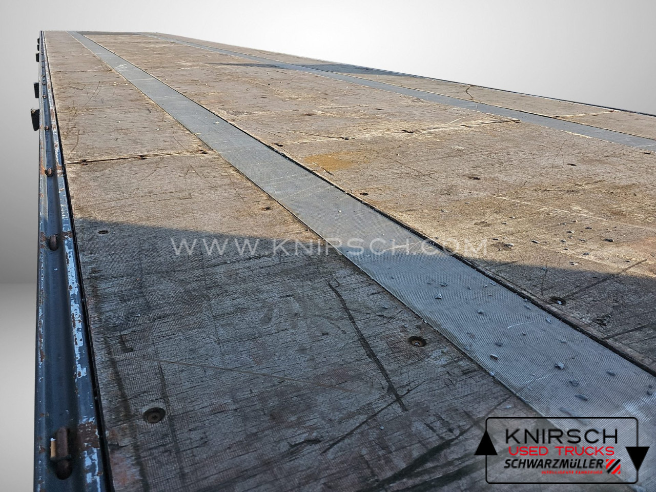 SCHWARZMUELLER J-3A-80 Plateausattel - קרון נגרר צד נופל/ שטוח: תמונה 2 SCHWARZMUELLER J-3A-80 Plateausattel - קרון נגרר צד נופל/ שטוח: תמונה 2