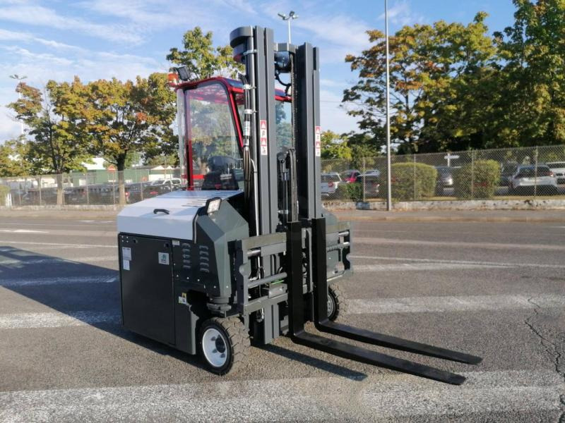 Amlift AGILIFT 3000E - משאית הגעה ב-4 דרכים: תמונה 1 Amlift AGILIFT 3000E - משאית הגעה ב-4 דרכים: תמונה 1