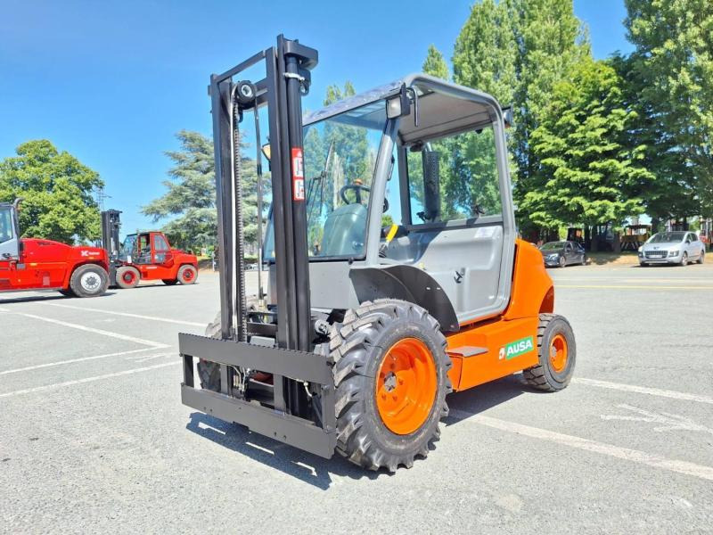 Ausa C150H - מלגזת שטח קשה: תמונה 1 Ausa C150H - מלגזת שטח קשה: תמונה 1