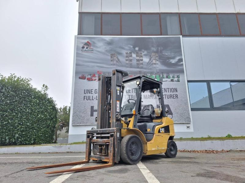 Caterpillar GP25N - מלגזת LPG: תמונה 1 Caterpillar GP25N - מלגזת LPG: תמונה 1