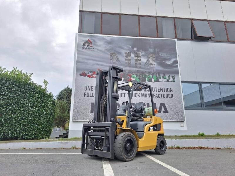 Caterpillar GP30NTD - מלגזת LPG: תמונה 1 Caterpillar GP30NTD - מלגזת LPG: תמונה 1