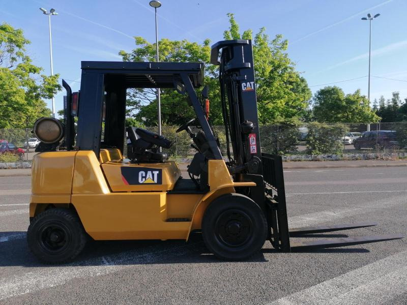 Caterpillar GP40KL - מלגזת LPG: תמונה 3 Caterpillar GP40KL - מלגזת LPG: תמונה 3