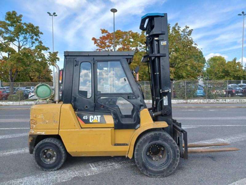 Caterpillar GP45K2 - מלגזת LPG: תמונה 3 Caterpillar GP45K2 - מלגזת LPG: תמונה 3