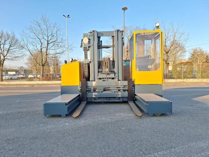 Combilift ESL3545 - משאית הגעה ב-4 דרכים: תמונה 3 Combilift ESL3545 - משאית הגעה ב-4 דרכים: תמונה 3