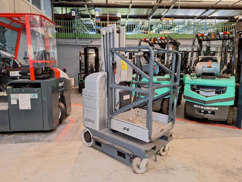 JLG 20MVL - מעלית תורן אנכית: תמונה 3 JLG 20MVL - מעלית תורן אנכית: תמונה 3