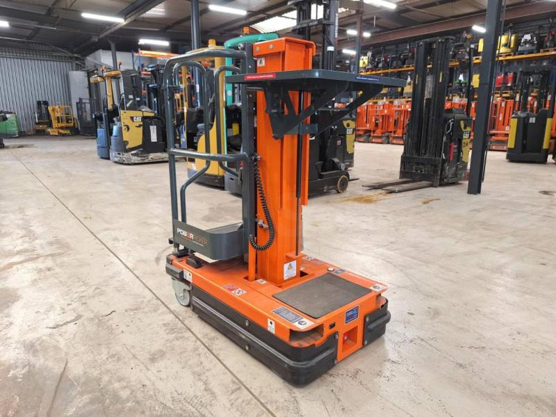 JLG POWER PICKER - מעלית תורן אנכית: תמונה 5 JLG POWER PICKER - מעלית תורן אנכית: תמונה 5