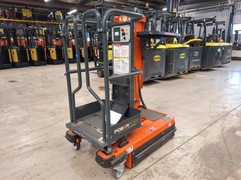 JLG POWER PICKER - מעלית תורן אנכית: תמונה 2 JLG POWER PICKER - מעלית תורן אנכית: תמונה 2