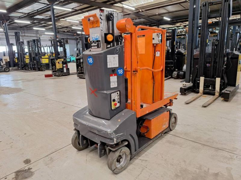 JLG Toucan Duo - מעלית תורן אנכית: תמונה 2 JLG Toucan Duo - מעלית תורן אנכית: תמונה 2