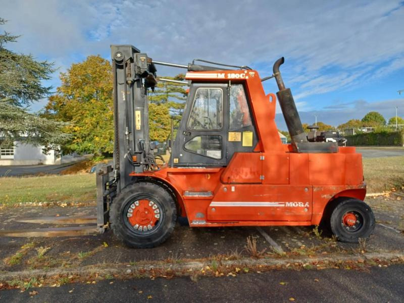 Mora M180C - מלגזת סולר: תמונה 4 Mora M180C - מלגזת סולר: תמונה 4