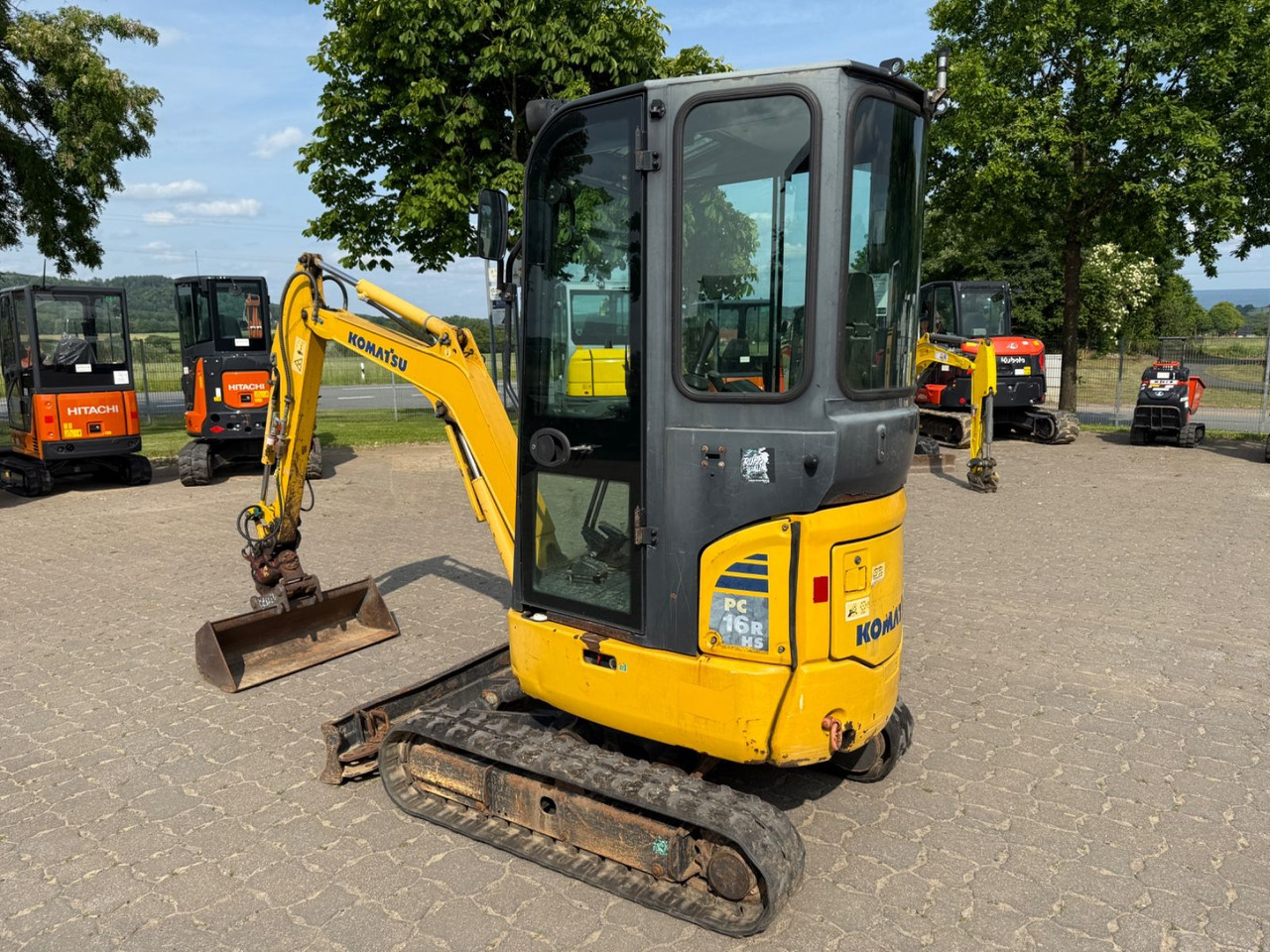 Komatsu PC 16R-3HS, Bj 17, 2210 BH, Tilt mit HS01, GL - מיני מחפר: תמונה 2 Komatsu PC 16R-3HS, Bj 17, 2210 BH, Tilt mit HS01, GL - מיני מחפר: תמונה 2