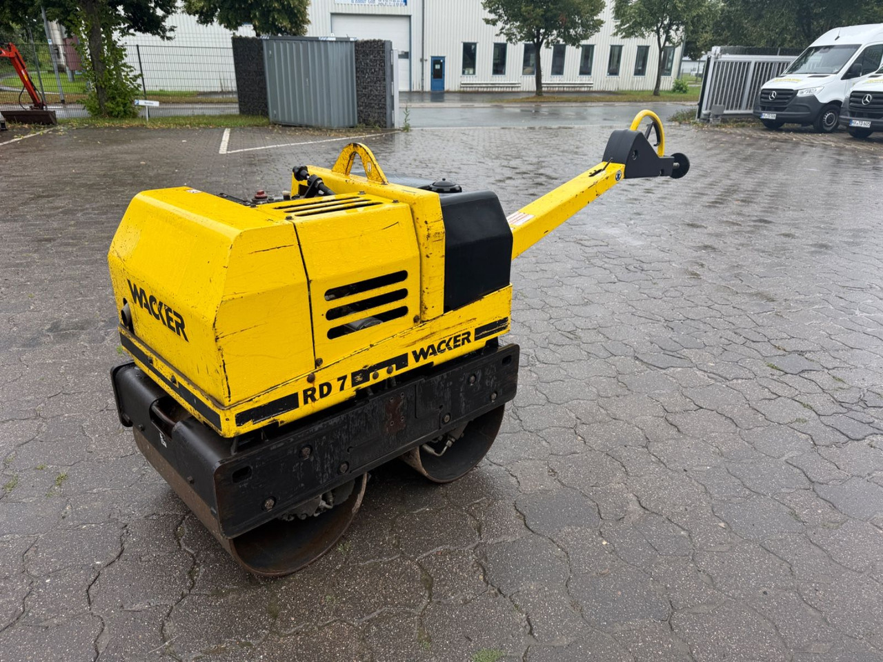 Wacker RD 7 H-S, Tandemwalze, Vibration, Wasser - מיני רולר: תמונה 3 Wacker RD 7 H-S, Tandemwalze, Vibration, Wasser - מיני רולר: תמונה 3
