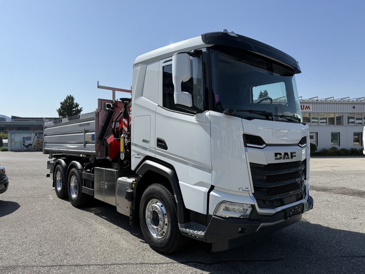 DAF XF 530 FAT Frontkran Fassi F255 A Vorlauf 2026 ! - מזהיר, משאית מנוף: תמונה 2 DAF XF 530 FAT Frontkran Fassi F255 A Vorlauf 2026 ! - מזהיר, משאית מנוף: תמונה 2