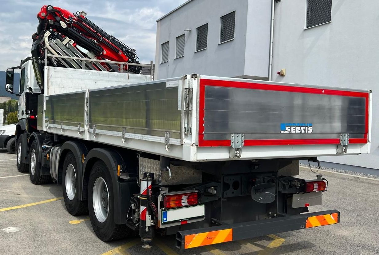 MERCEDES-BENZ Hiab Palfinger Fassi F990-8 JIB-6 - משאית מנוף: תמונה 3 MERCEDES-BENZ Hiab Palfinger Fassi F990-8 JIB-6 - משאית מנוף: תמונה 3