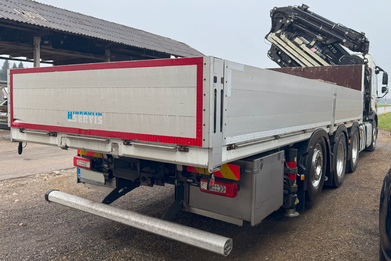 VOLVO Hiab Palfinger Fassi F710-6 JIB-4 - משאית מנוף: תמונה 2 VOLVO Hiab Palfinger Fassi F710-6 JIB-4 - משאית מנוף: תמונה 2