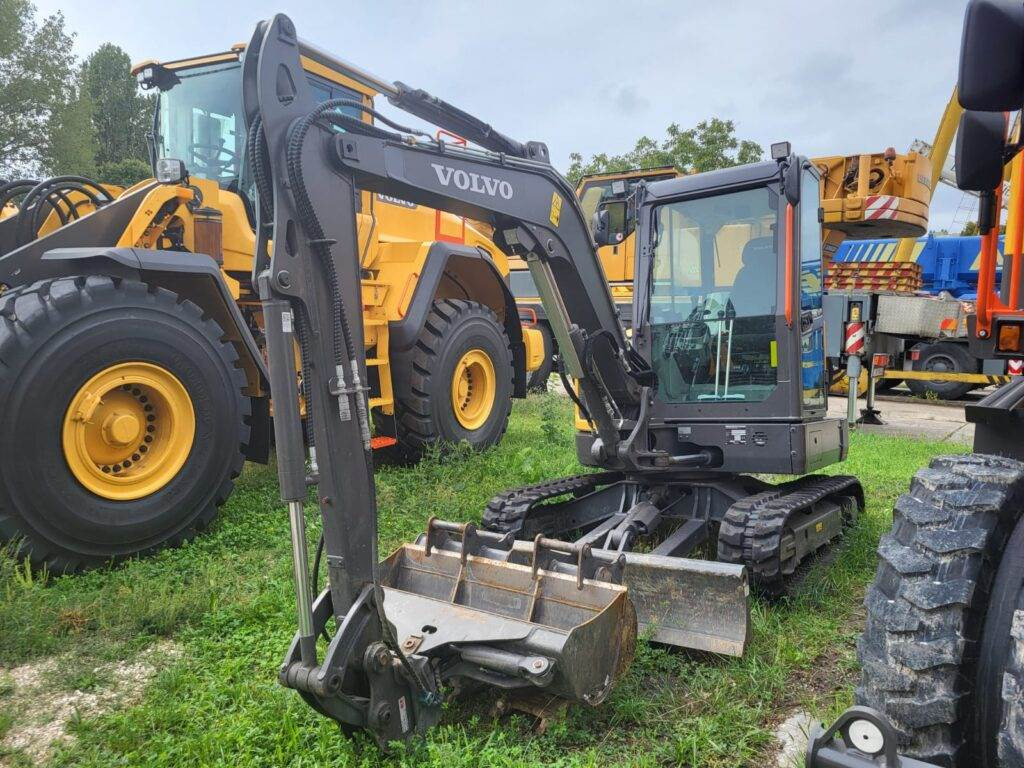 Volvo EC37F - מיני מחפר: תמונה 4 Volvo EC37F - מיני מחפר: תמונה 4