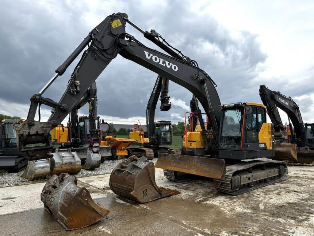 Volvo ECR235EL - מחפר סורק: תמונה 4 Volvo ECR235EL - מחפר סורק: תמונה 4