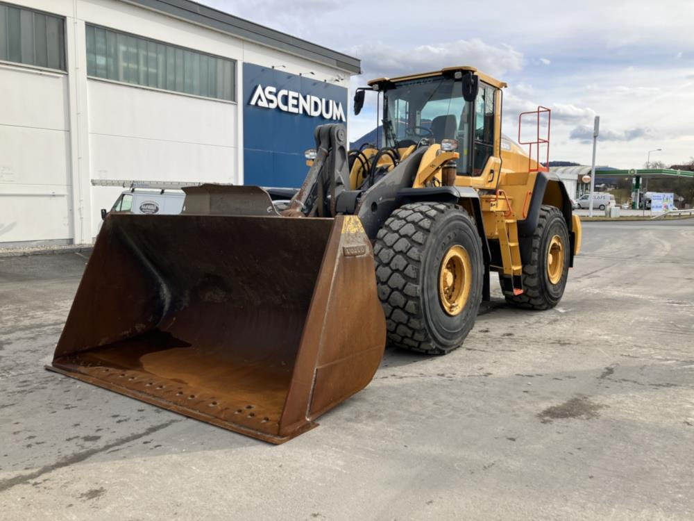 Volvo L180H - מעמיס גלגלים: תמונה 4 Volvo L180H - מעמיס גלגלים: תמונה 4