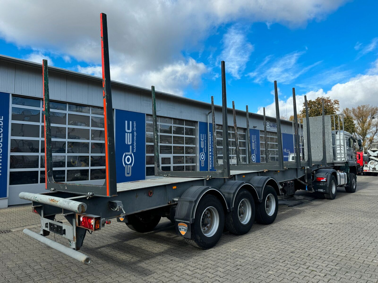 BLUMHARDT SAL.40.24 Holztransporter 3 Achse - סמיטריילר עץ: תמונה 3 BLUMHARDT SAL.40.24 Holztransporter 3 Achse - סמיטריילר עץ: תמונה 3