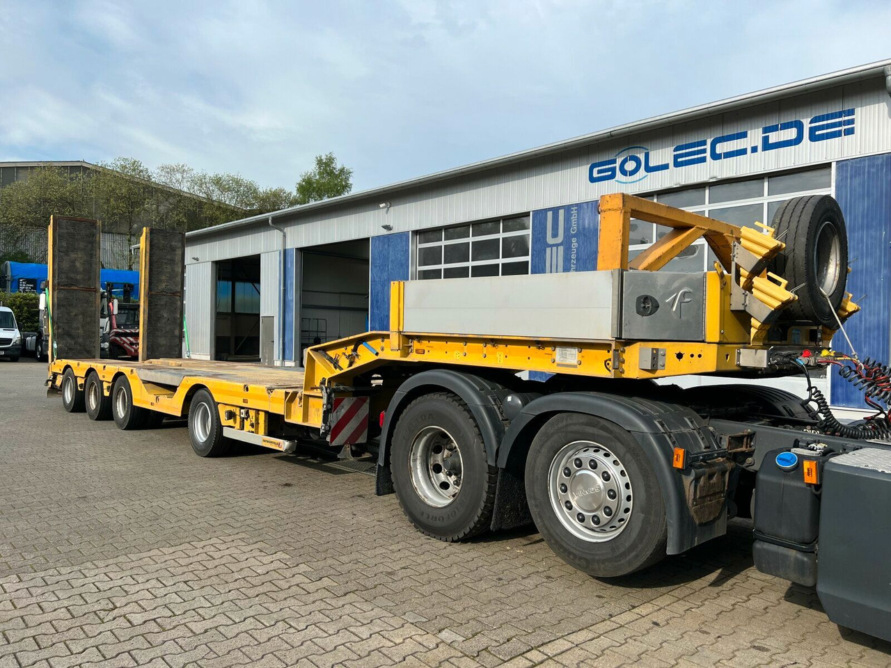 Faymonville F-S44-1ALN Multimax Radmulden Ausziehbar 69,8 T - סמיטריילר עם מטען נמוך: תמונה 1 Faymonville F-S44-1ALN Multimax Radmulden Ausziehbar 69,8 T - סמיטריילר עם מטען נמוך: תמונה 1