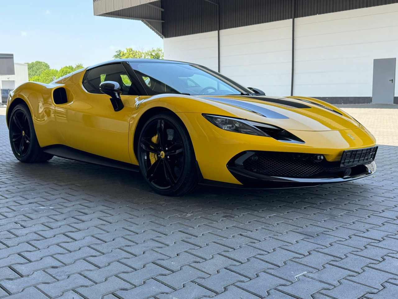 Ferrari 296 GTB Coupe - מכונית: תמונה 1 Ferrari 296 GTB Coupe - מכונית: תמונה 1