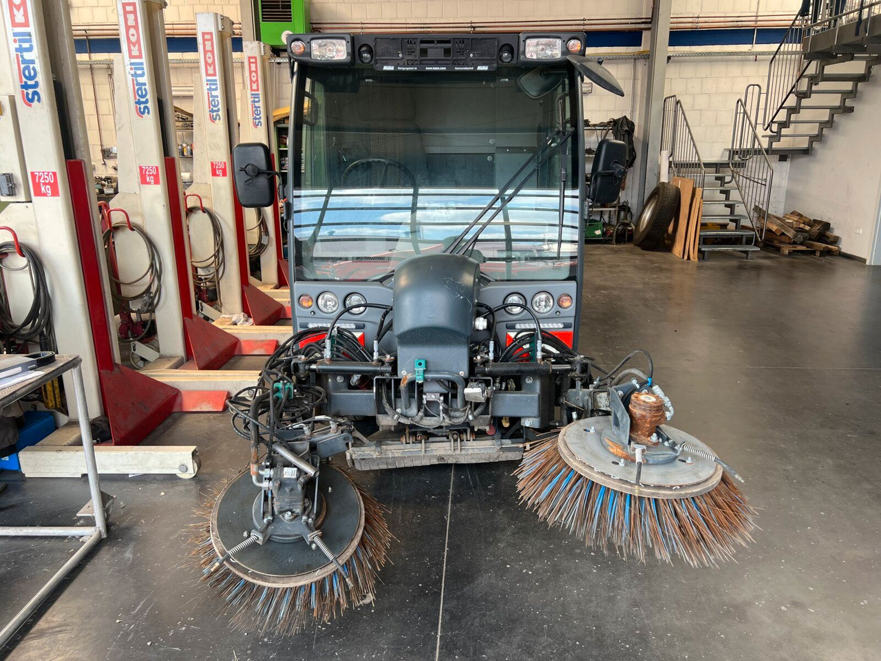 Hako Citymaster CM 2200 Kehrmaschine 2 m³ - מטאטא כבישים: תמונה 2 Hako Citymaster CM 2200 Kehrmaschine 2 m³ - מטאטא כבישים: תמונה 2