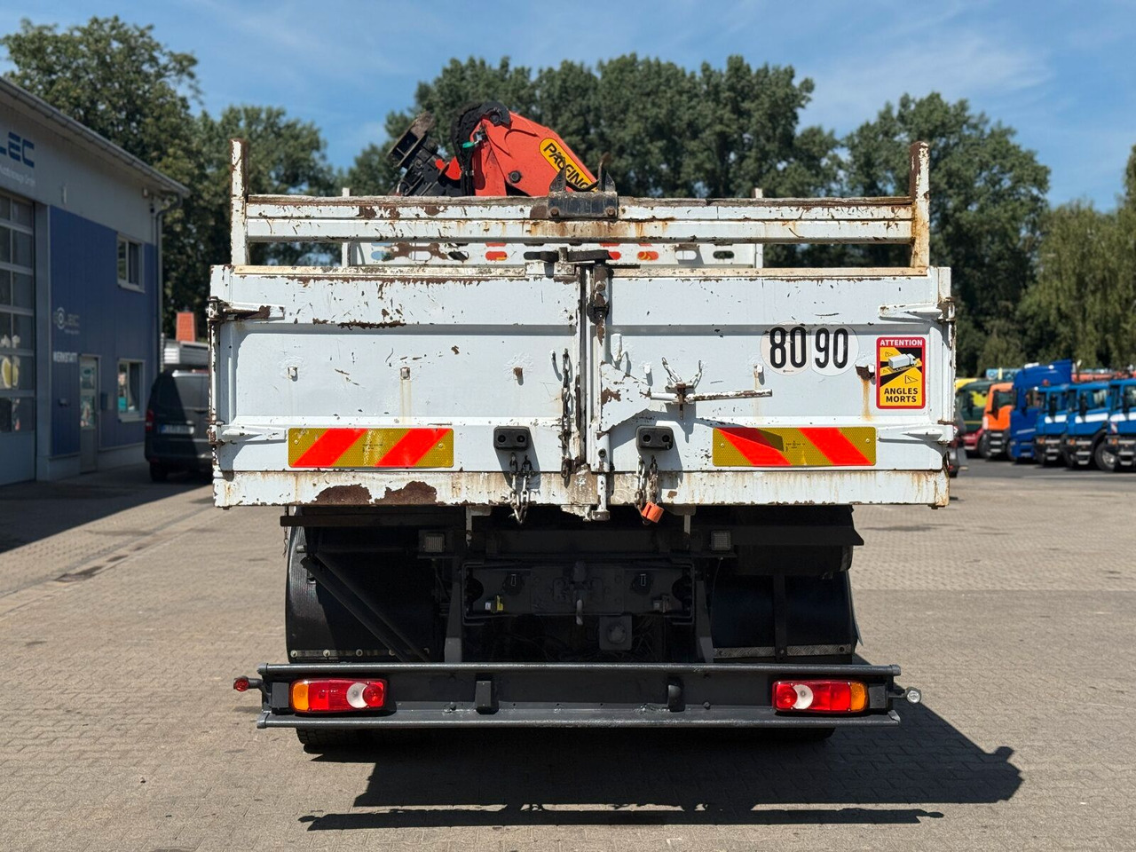 Iveco ML180E 4x2 DOKA Euro 5 Kipper Kran PK16001K-B - משאית מנוף: תמונה 4 Iveco ML180E 4x2 DOKA Euro 5 Kipper Kran PK16001K-B - משאית מנוף: תמונה 4